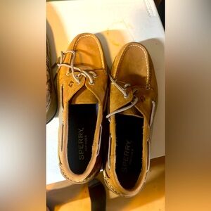 Sperry boat shoes